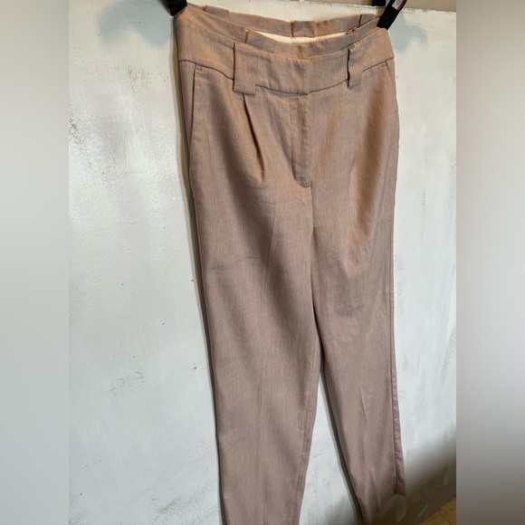 Woman’s Express Ankle High Rise dress pants pink tan color Size 4L - Picture 2 of 6